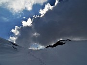 67 Camminando sulla neve tra le nuvole...